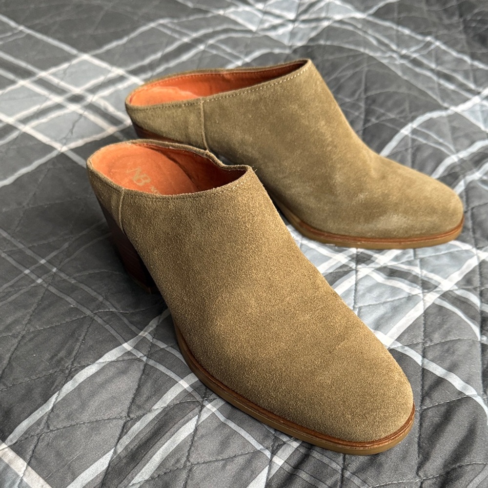 Natalia Blanco Olive Suede Mules Sz 38 Made in Spain